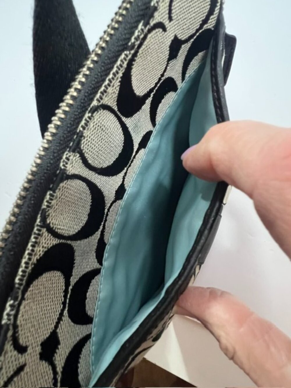 COACH SUTTON SIGNATURE SWINGPACK CROSSBODY GRAY/BLACK JACQUARD 43976 EUC - Picture 7 of 12